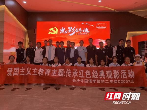 一个脆嫩、一个香软，绝配，孩子拿勺吃到停不了，还有助于睡眠